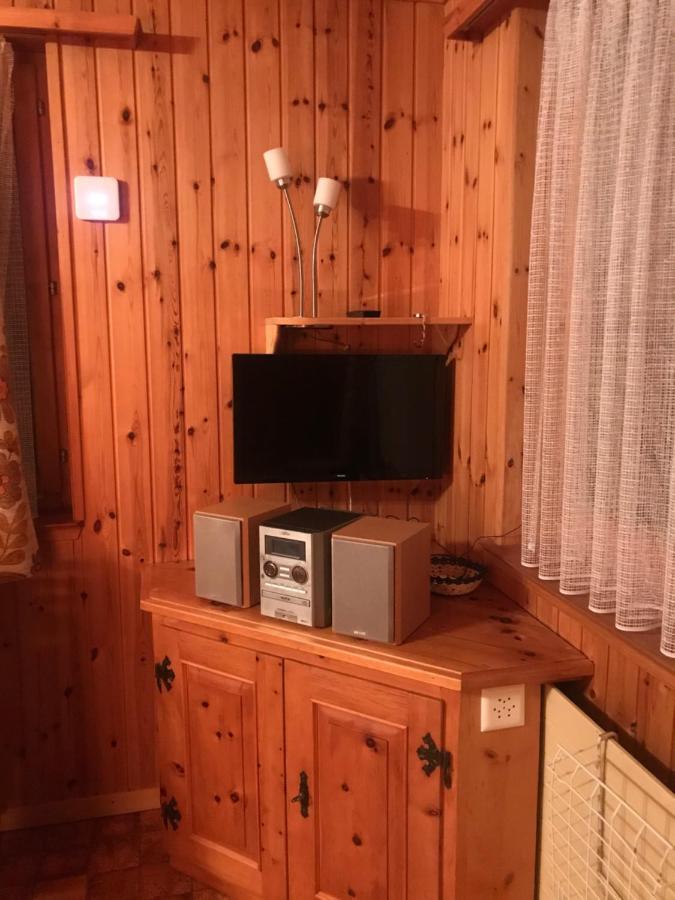 Ferienwohnung Im Chalet Boubou Wiler Экстерьер фото